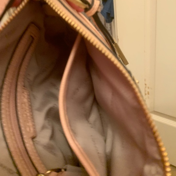 Calvin Klein Pink Leather Crossbody Bag - Picture 13 of 14